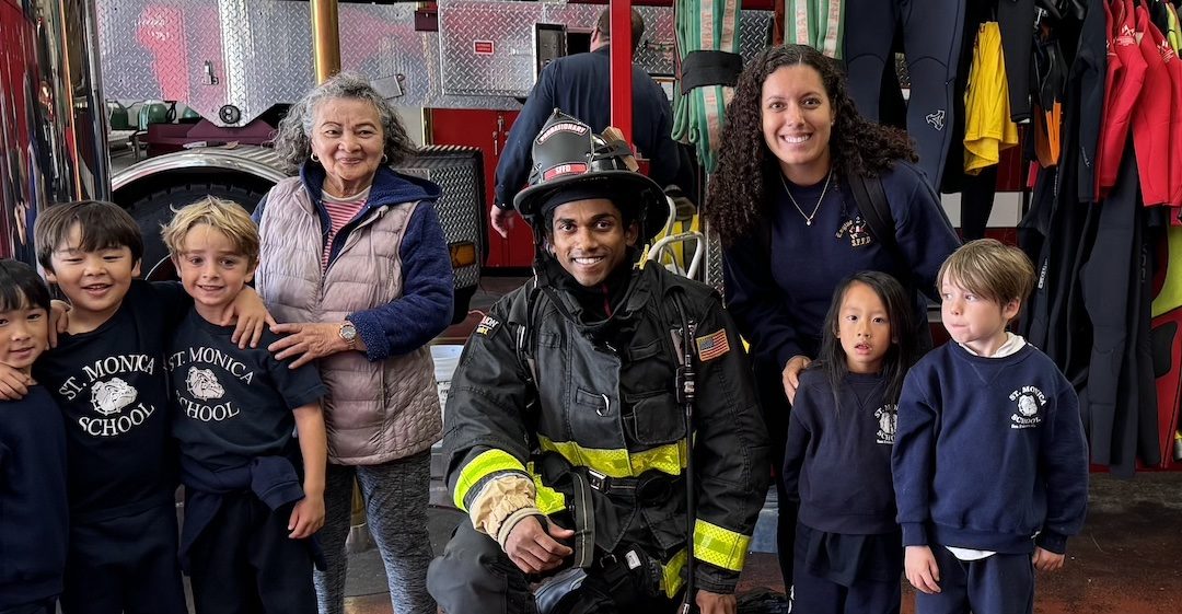 Kindergarten Visits Fire Station 14